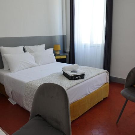 Quartier Des Createurs "La Plaine Cours Julien" Chambre Privee Dans Appartement Menage Frequent Des Parties Commune Marseilles Exterior foto