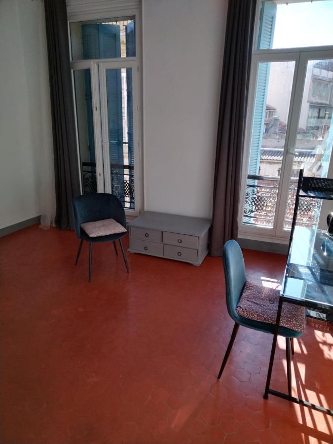 Quartier Des Createurs "La Plaine Cours Julien" Chambre Privee Dans Appartement Menage Frequent Des Parties Commune Marseilles Exterior foto