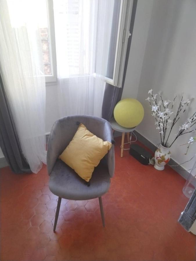 Quartier Des Createurs "La Plaine Cours Julien" Chambre Privee Dans Appartement Menage Frequent Des Parties Commune Marseilles Exterior foto
